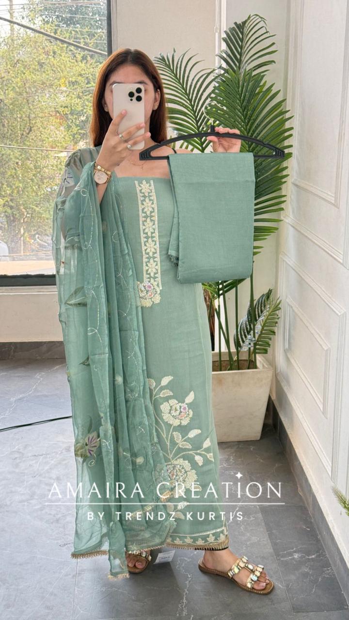 Premium Soft Muslin Firozi Colour Floral Print Unstitch Suit