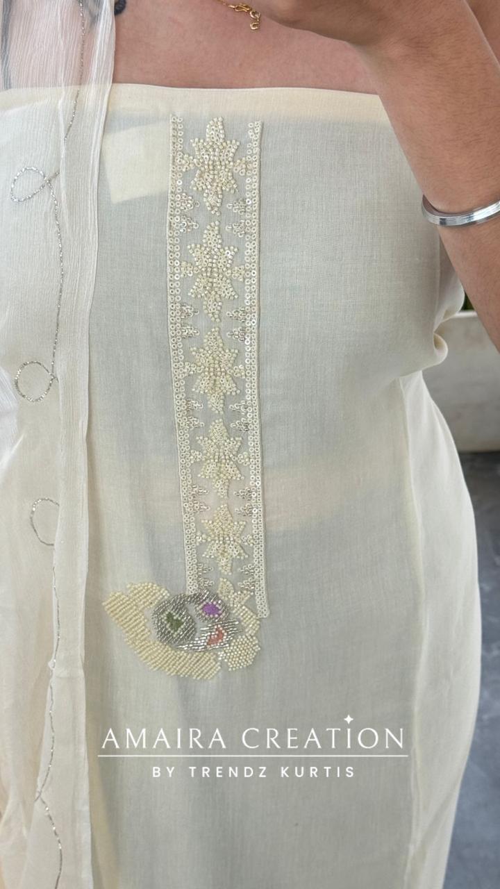 Premium Soft Muslin Cream Colour Floral Print Unstitch Suit