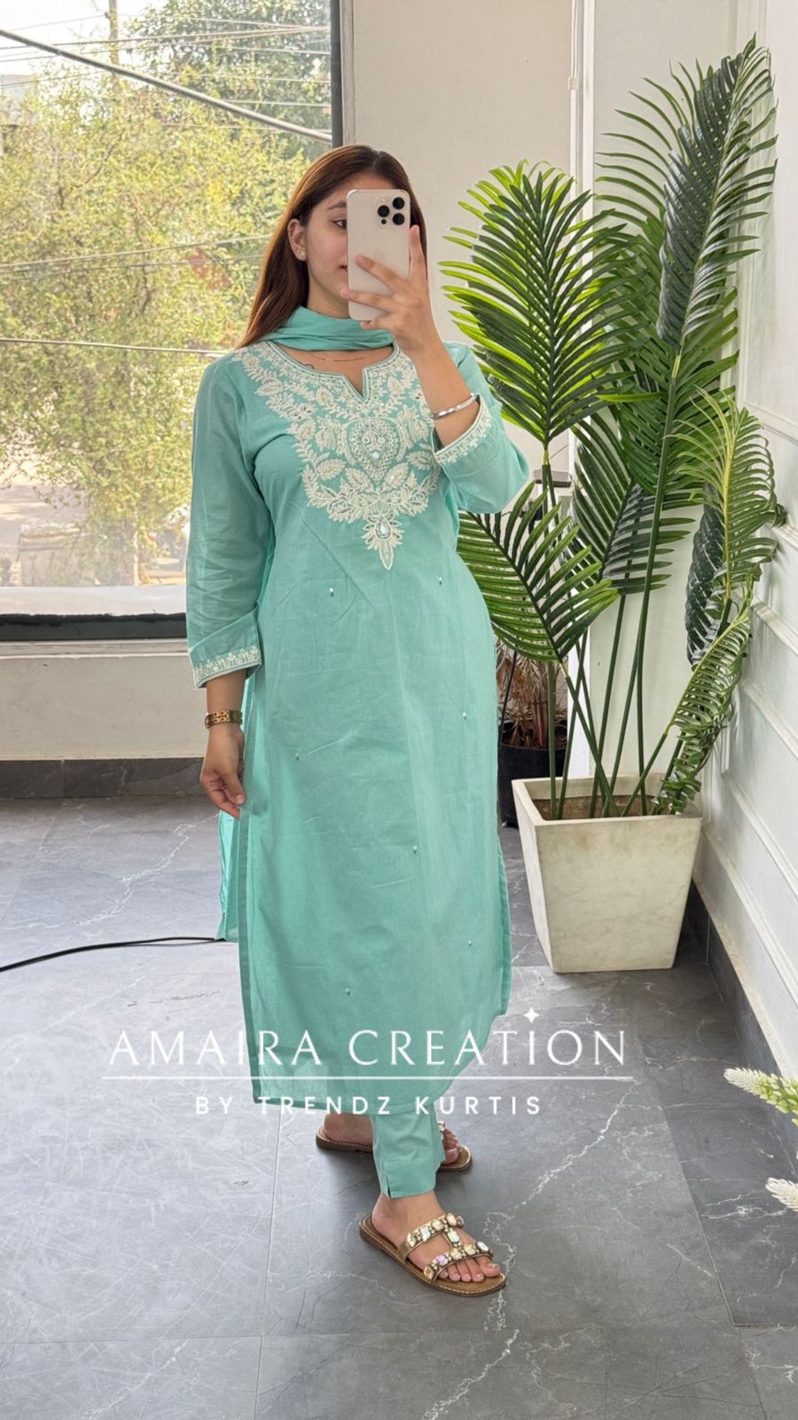 Darbar (Sea green)
