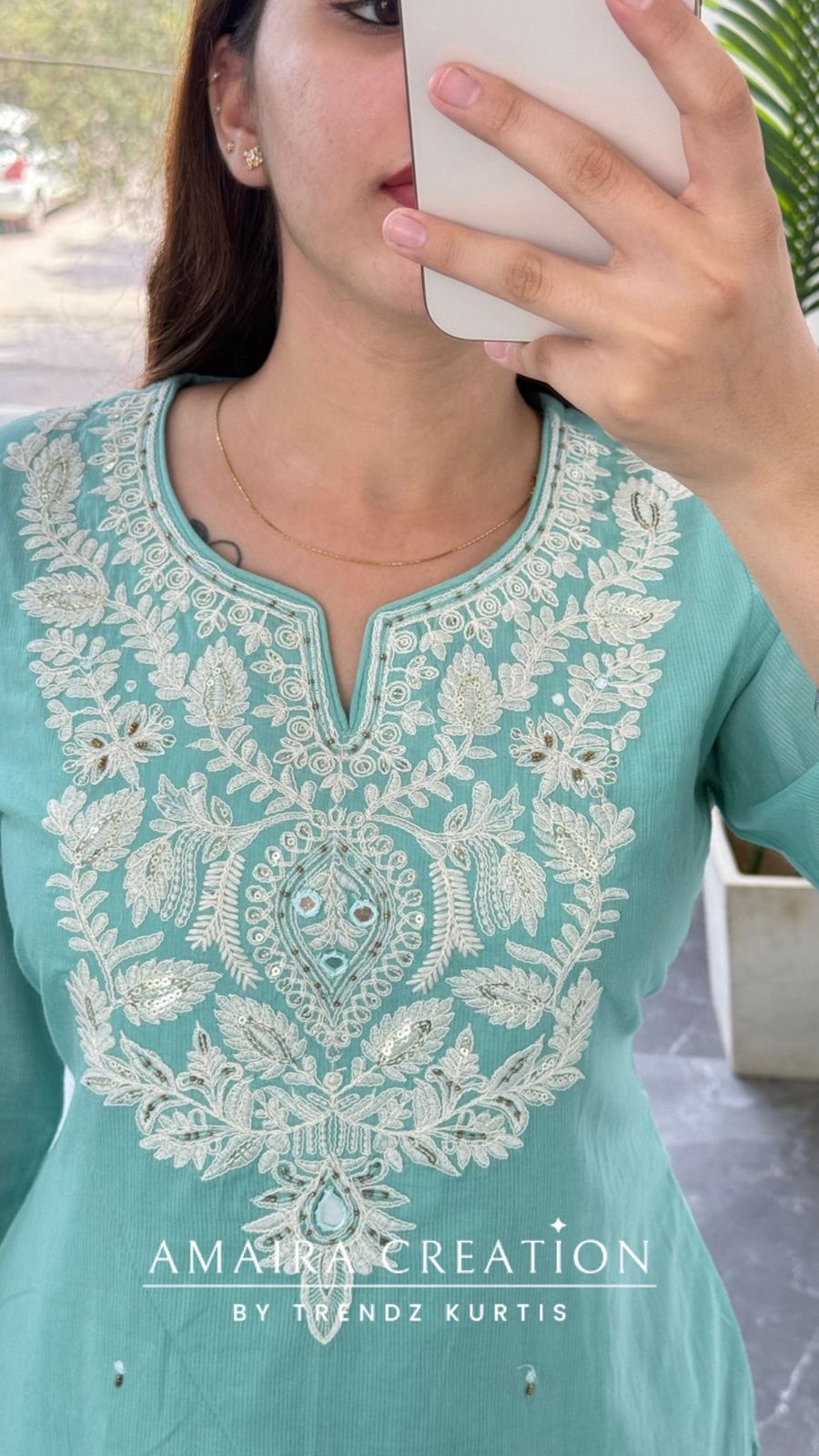 Darbar (Sea green)