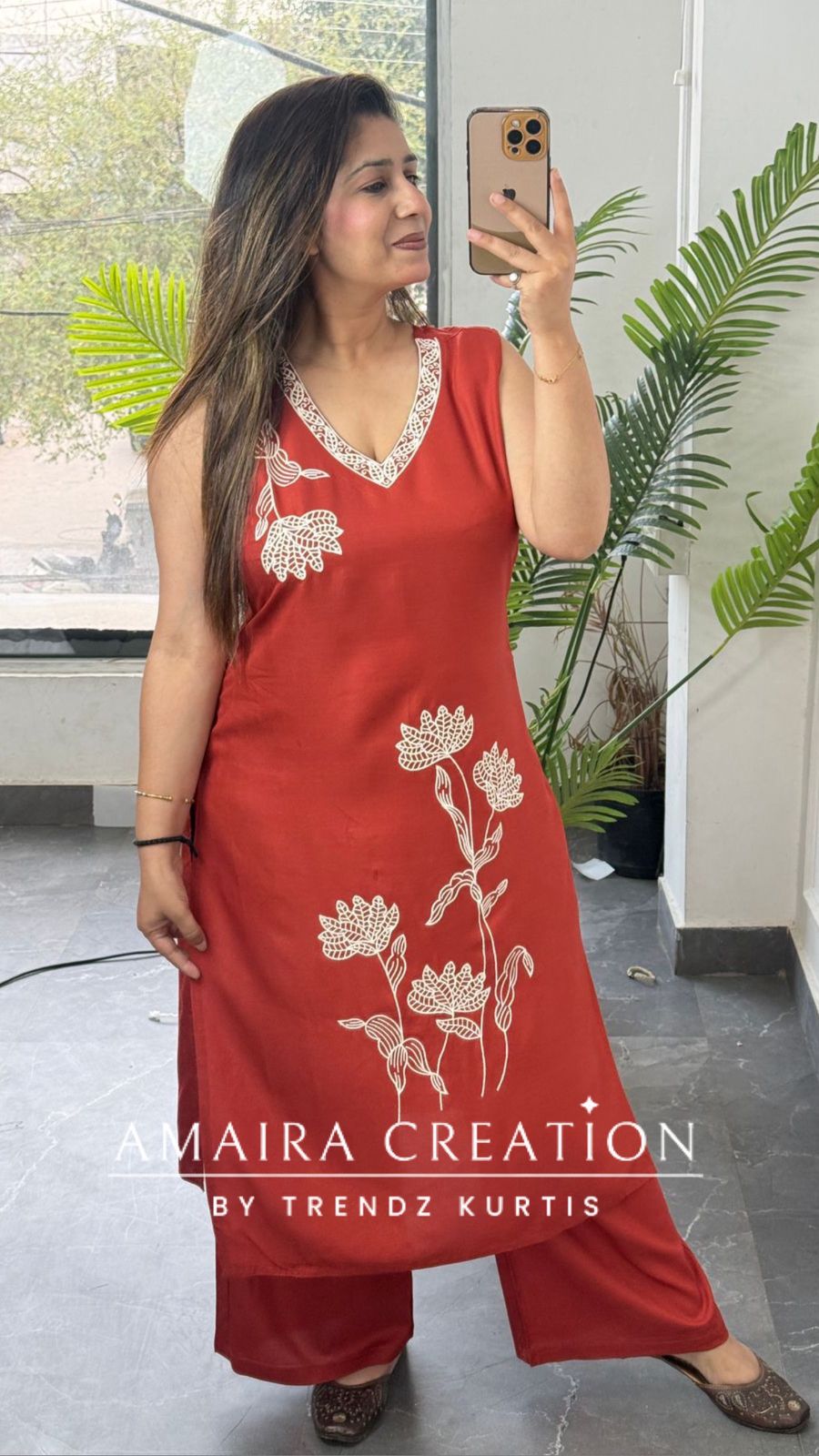 Tarini (17 inches sleeves available)