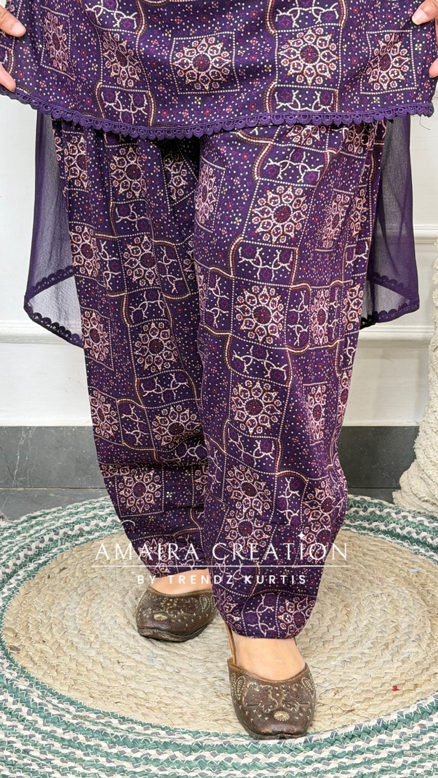Aks(Farsi Salwar)