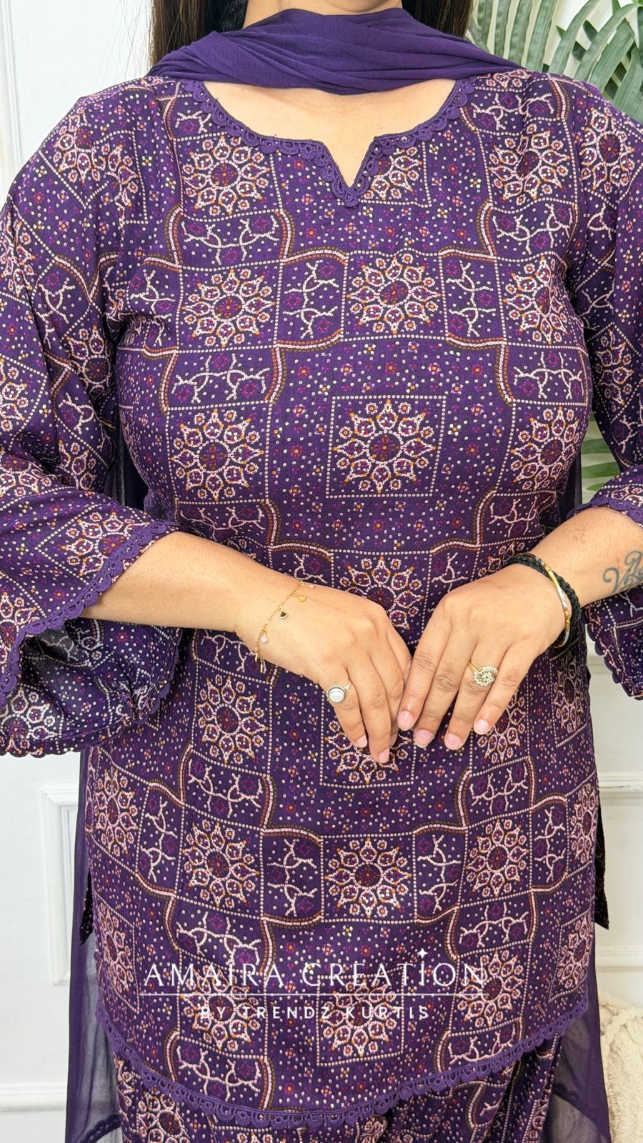 Aks(Farsi Salwar)