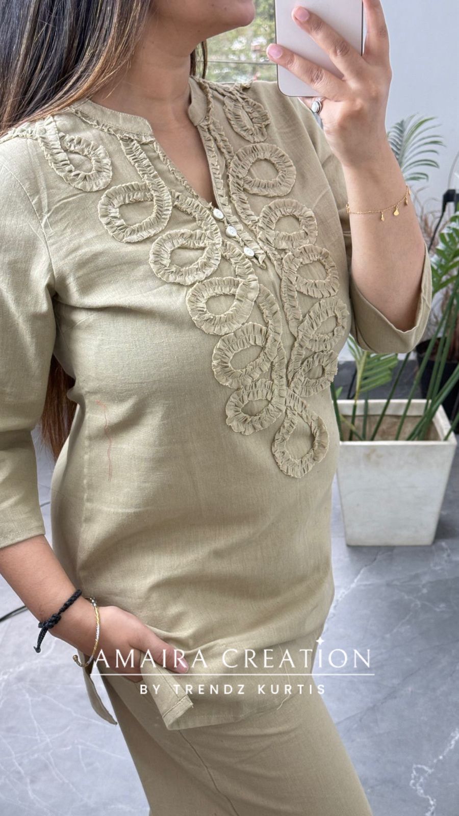 Malhar (Chikoo colour)