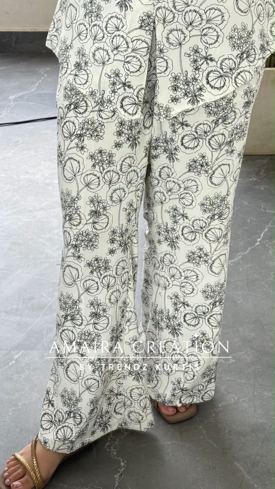 Aks (17 inches sleeves available)