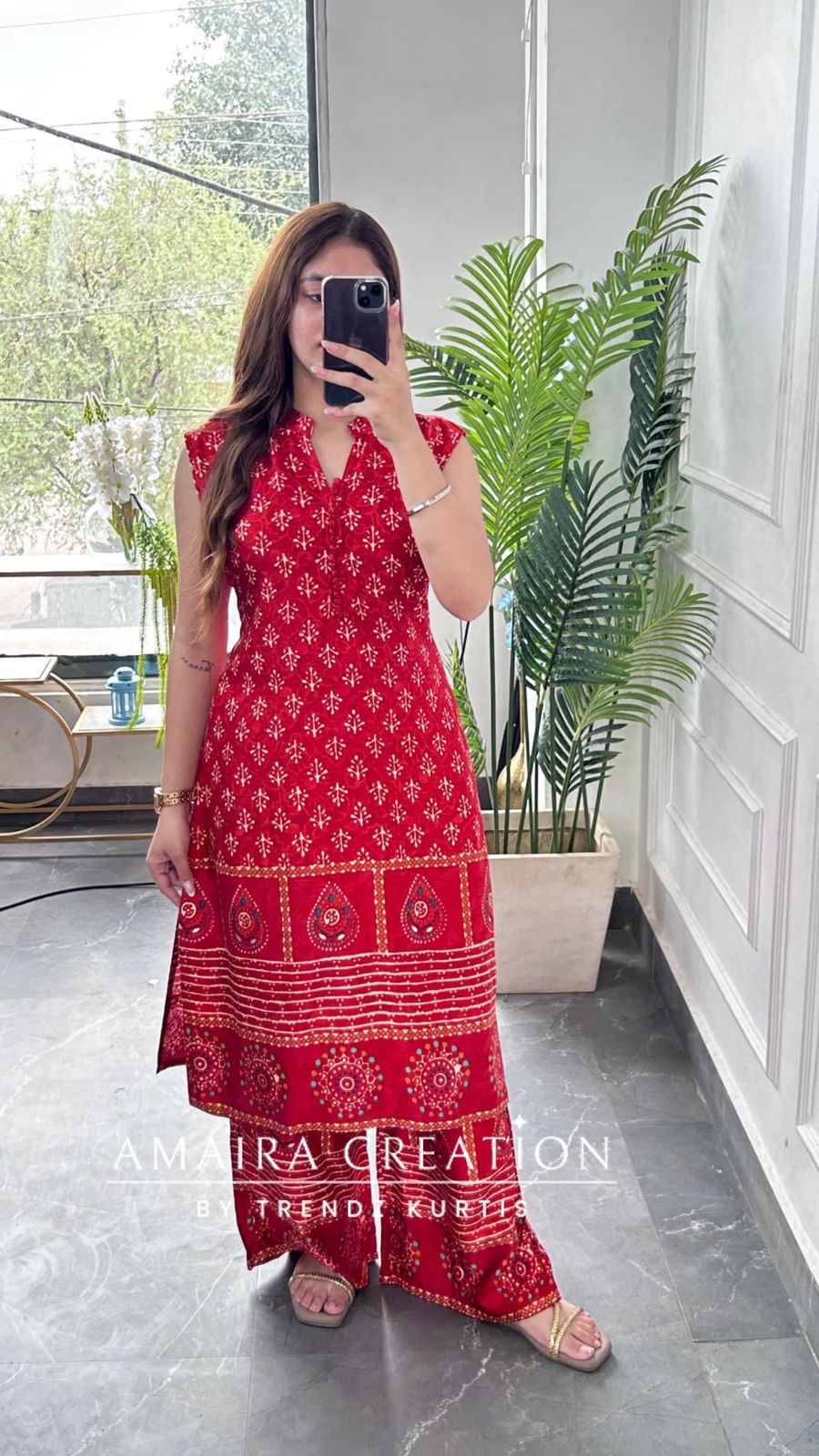 Avadh (17 inches sleeves available)