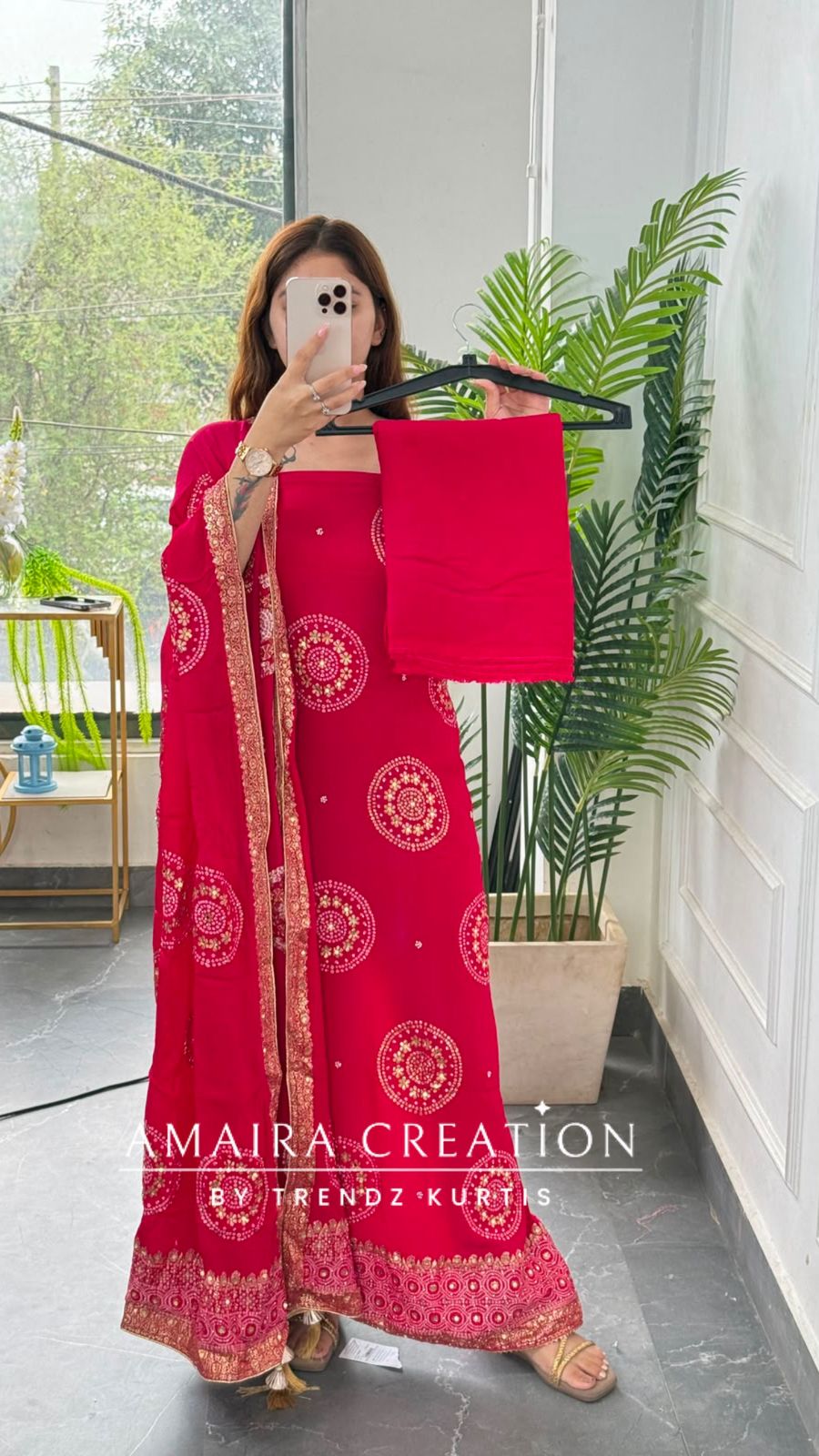 Premium Chinnon Magenta Colour Unstitched Suit With Beautiful Chinnon Dupatta