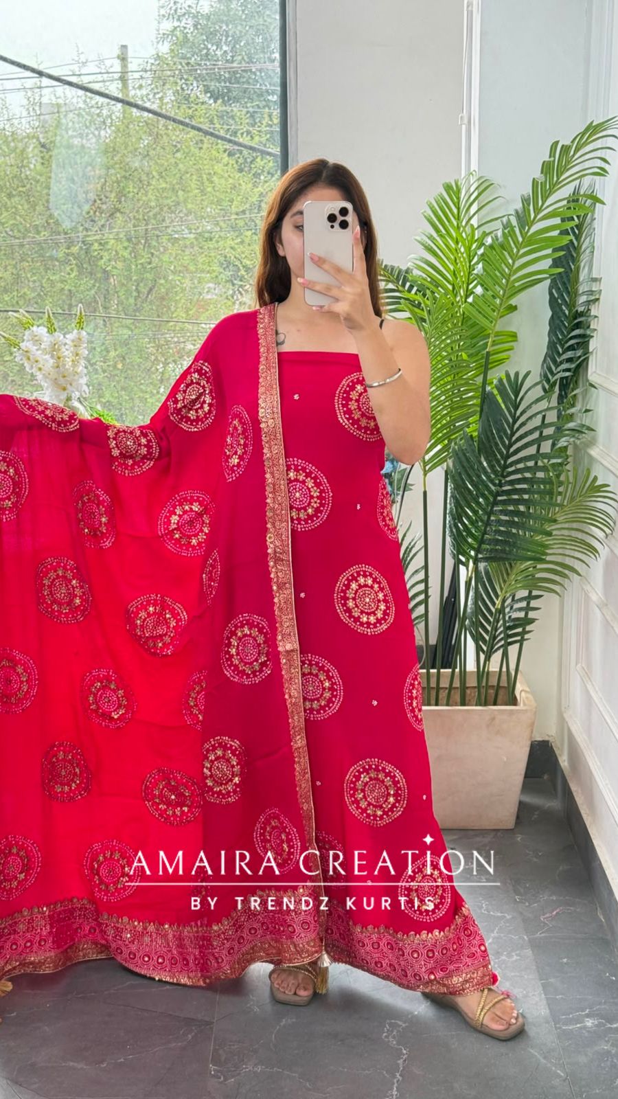 Premium Chinnon Magenta Colour Unstitched Suit With Beautiful Chinnon Dupatta