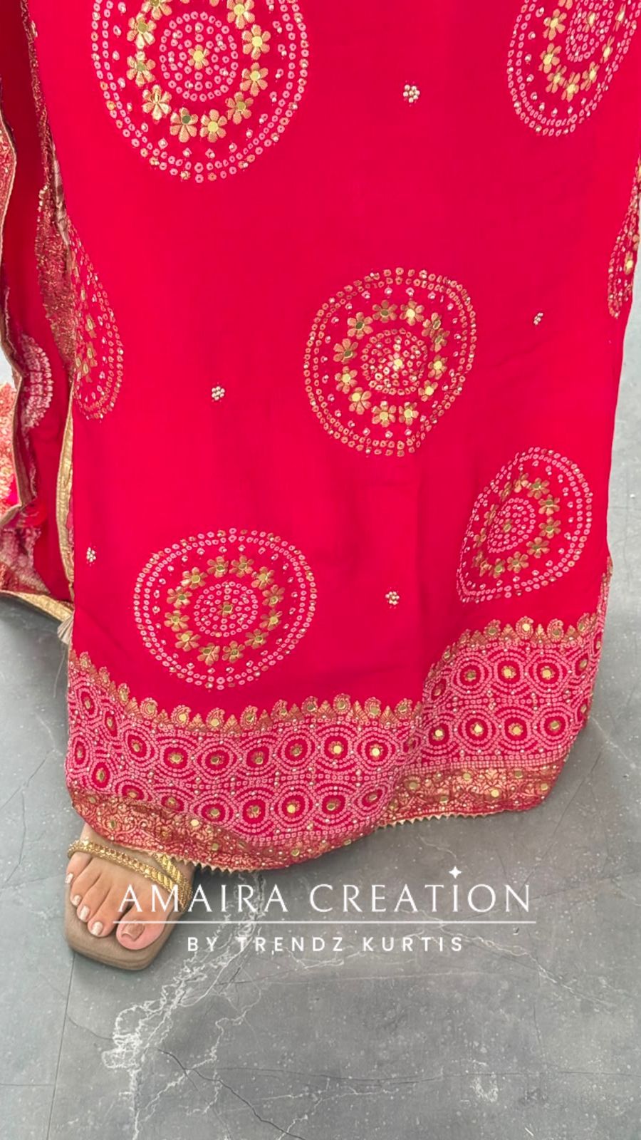 Premium Chinnon Magenta Colour Unstitched Suit With Beautiful Chinnon Dupatta