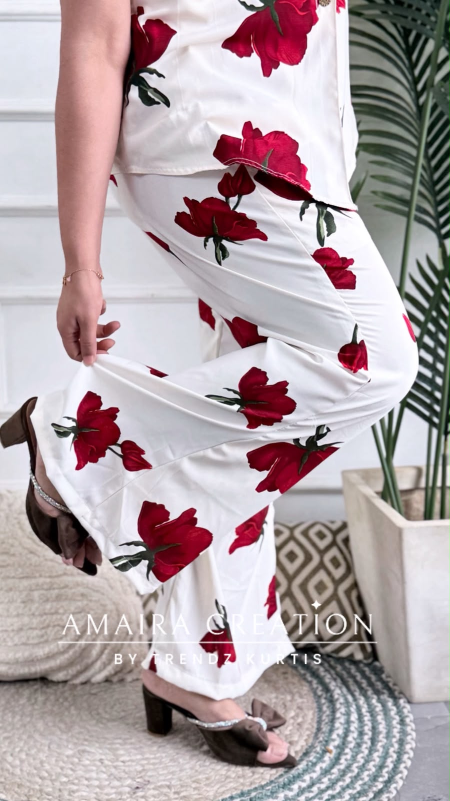 Gulistan (17 inches sleeves available)