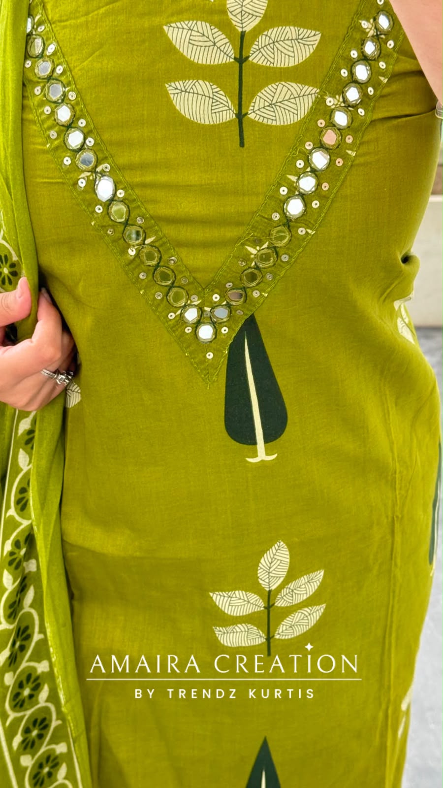 Premium Cotton Green Colour Unstitched Suit