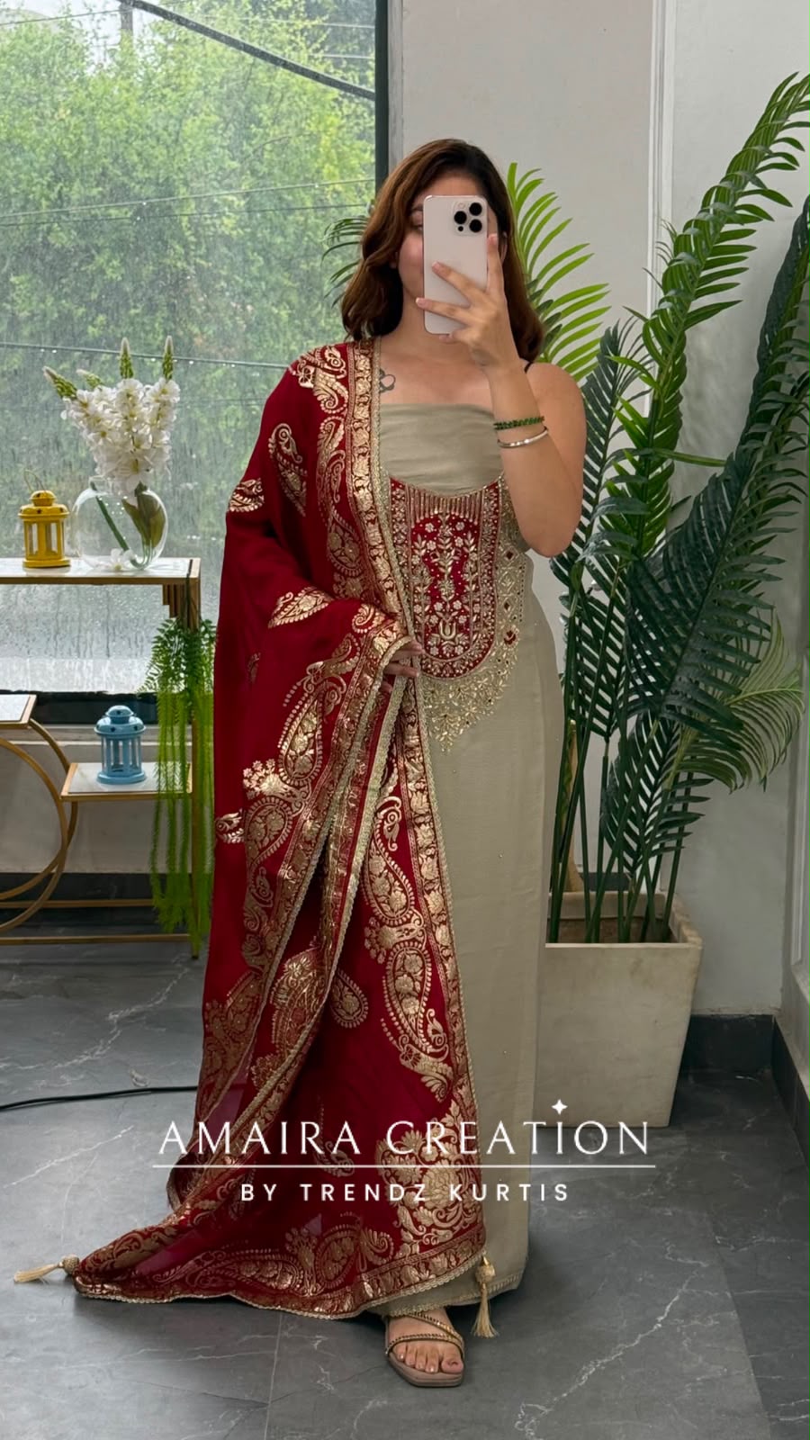 Premium Banarasi Silk Ivory Colour Unstitched Suit With Jacuqard Dupatta