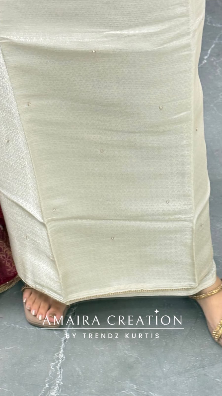 Premium Banarasi Silk Ivory Colour Unstitched Suit With Jacquard Dupatta