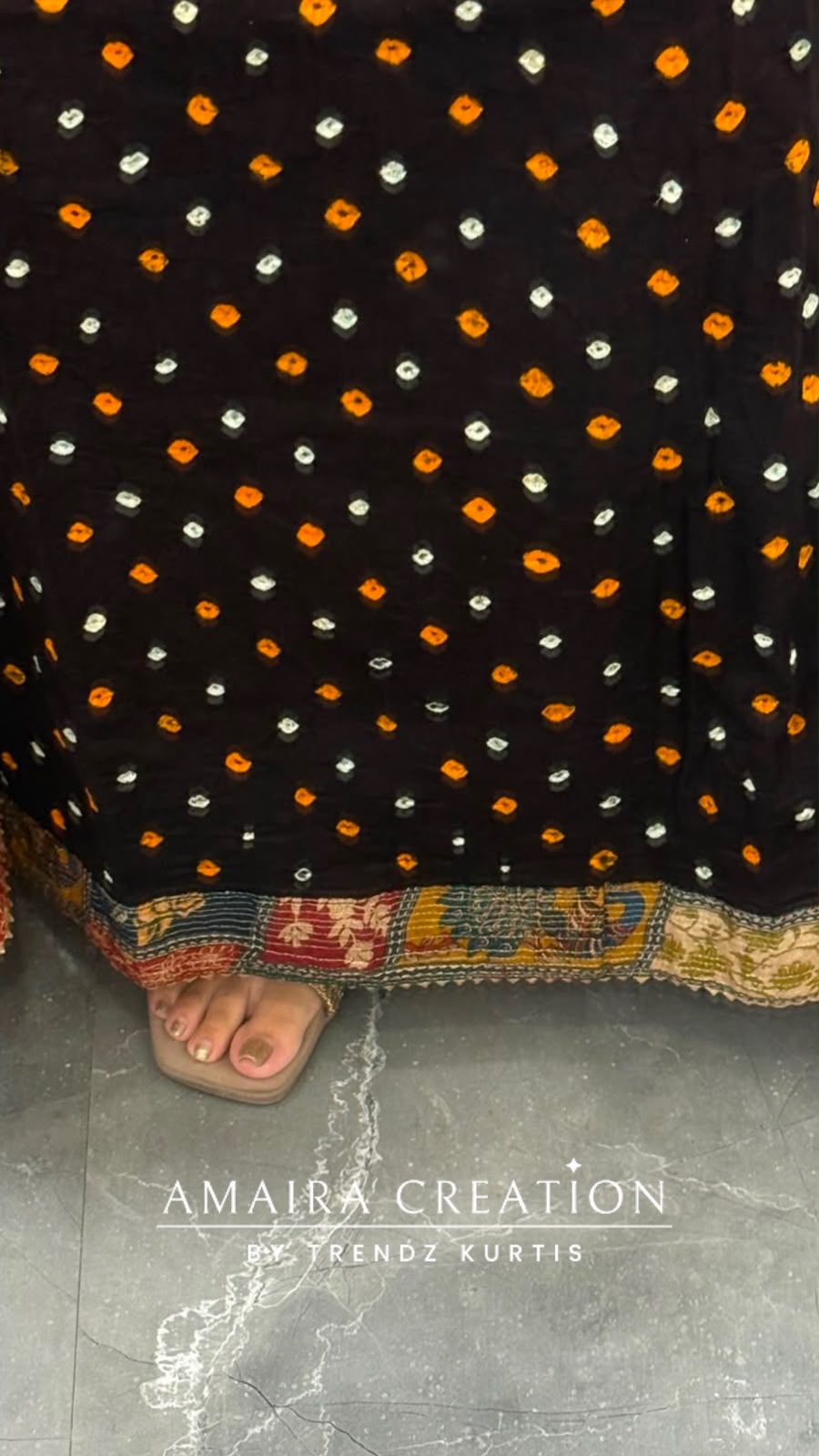 Premium Cotton Dark Brown Colour Unstitched Suit With Beautiful Muslin Fabric Dupatta