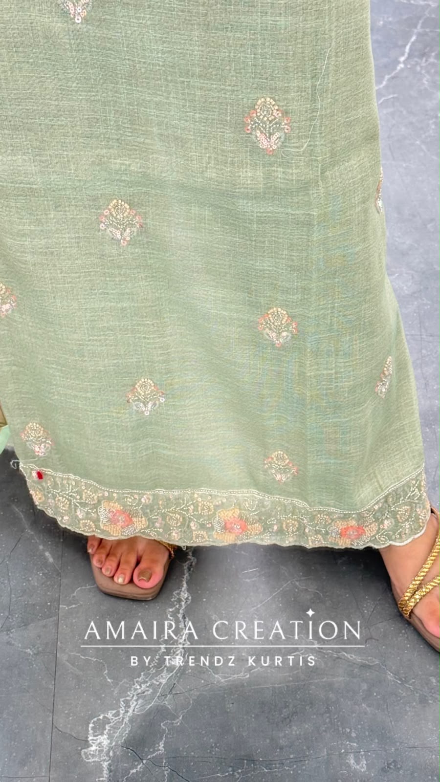 Premium Shimmer Silk Green Colour Unstitched Suit With Silk Fabric Printed Dupatta