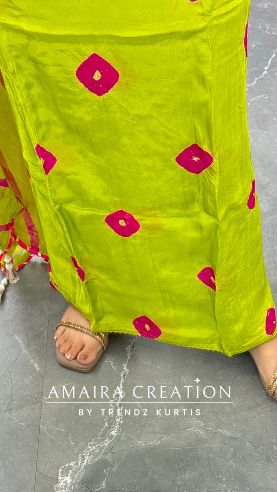 Premium Crepe Parrot Green Colour Bandez Print Unstitched Suit With Chiffon Dupatta