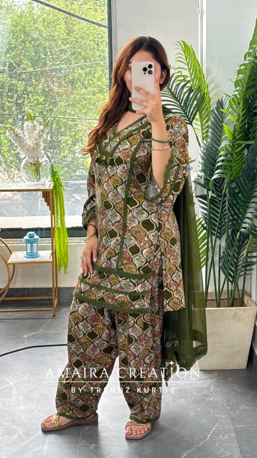 Zaitoon (Farsi Salwar Set)