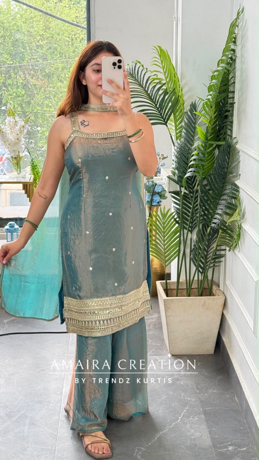 Shafaq  (17 inches sleeves available)