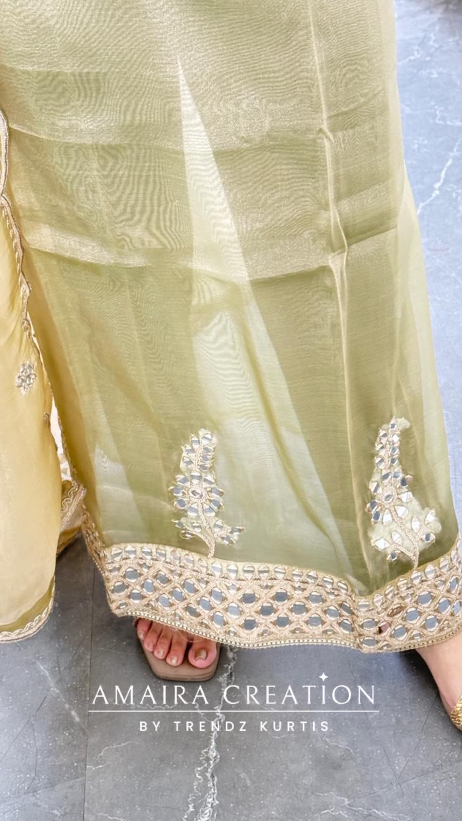 Premium Glass Tissue Pista Colour Mirror Work Detailing Unstitch Suit