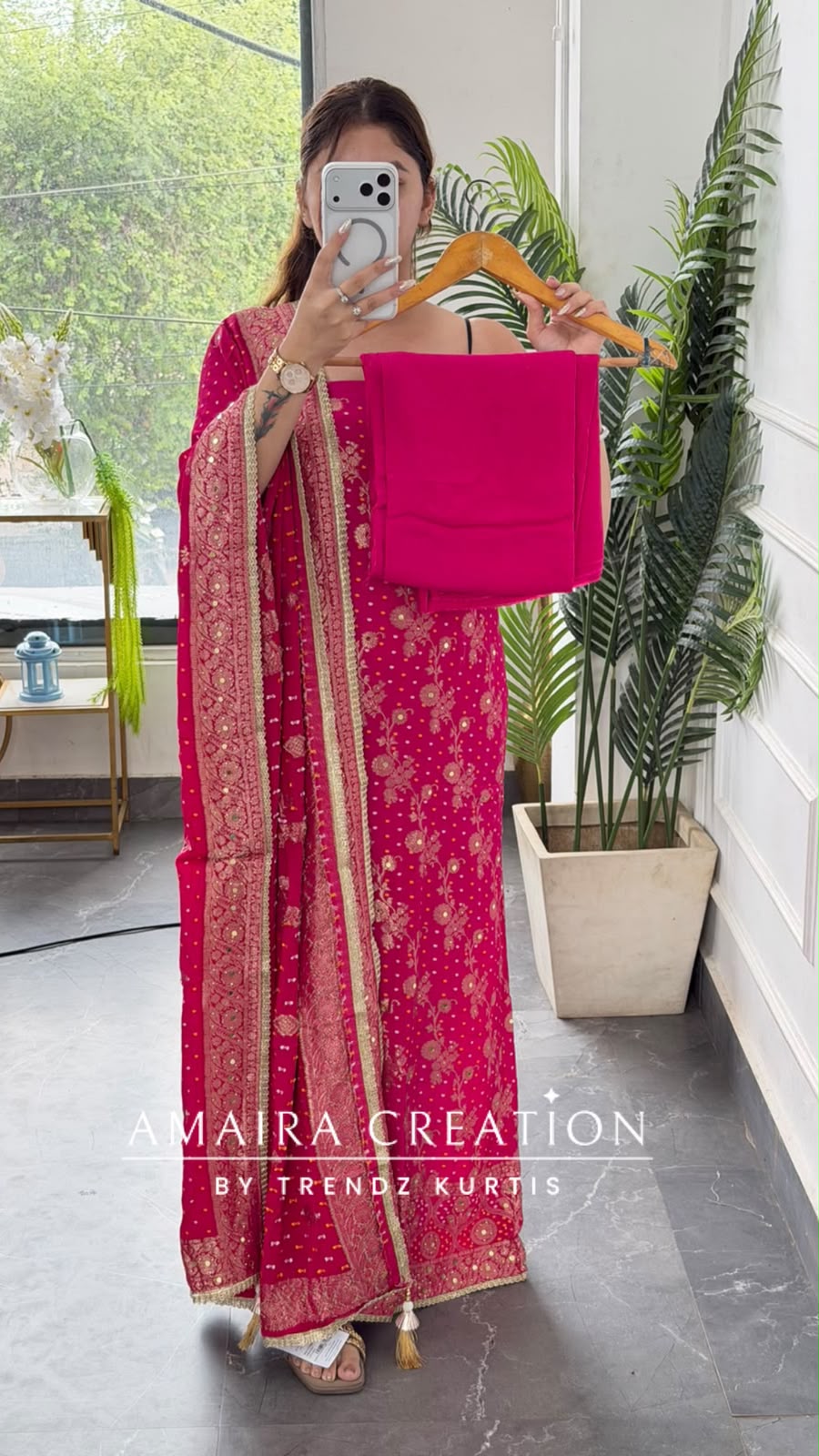 Premium Chinnon Magenta Colour Unstitch Suit With Beautiful Chinnon Dupatta