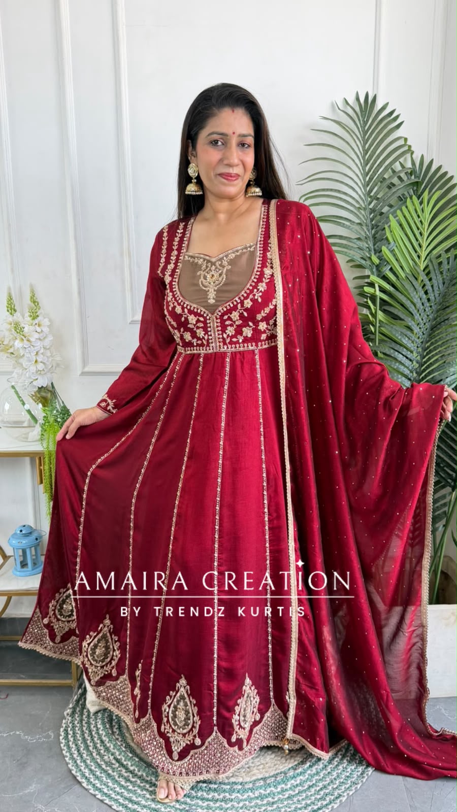 Elara(Maroon)