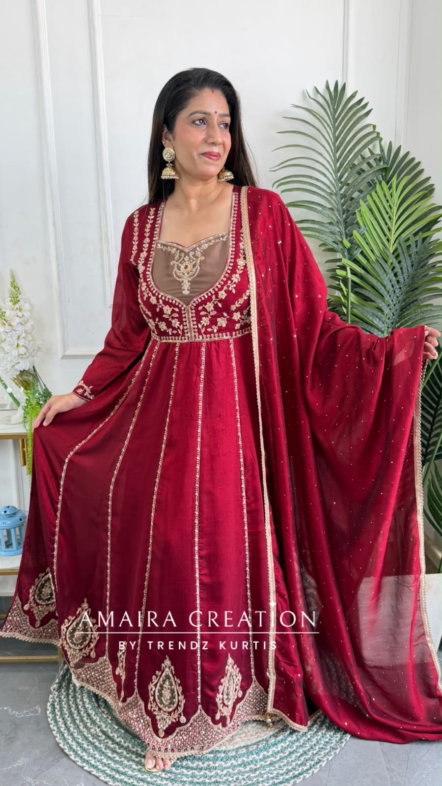 Elara(Maroon)