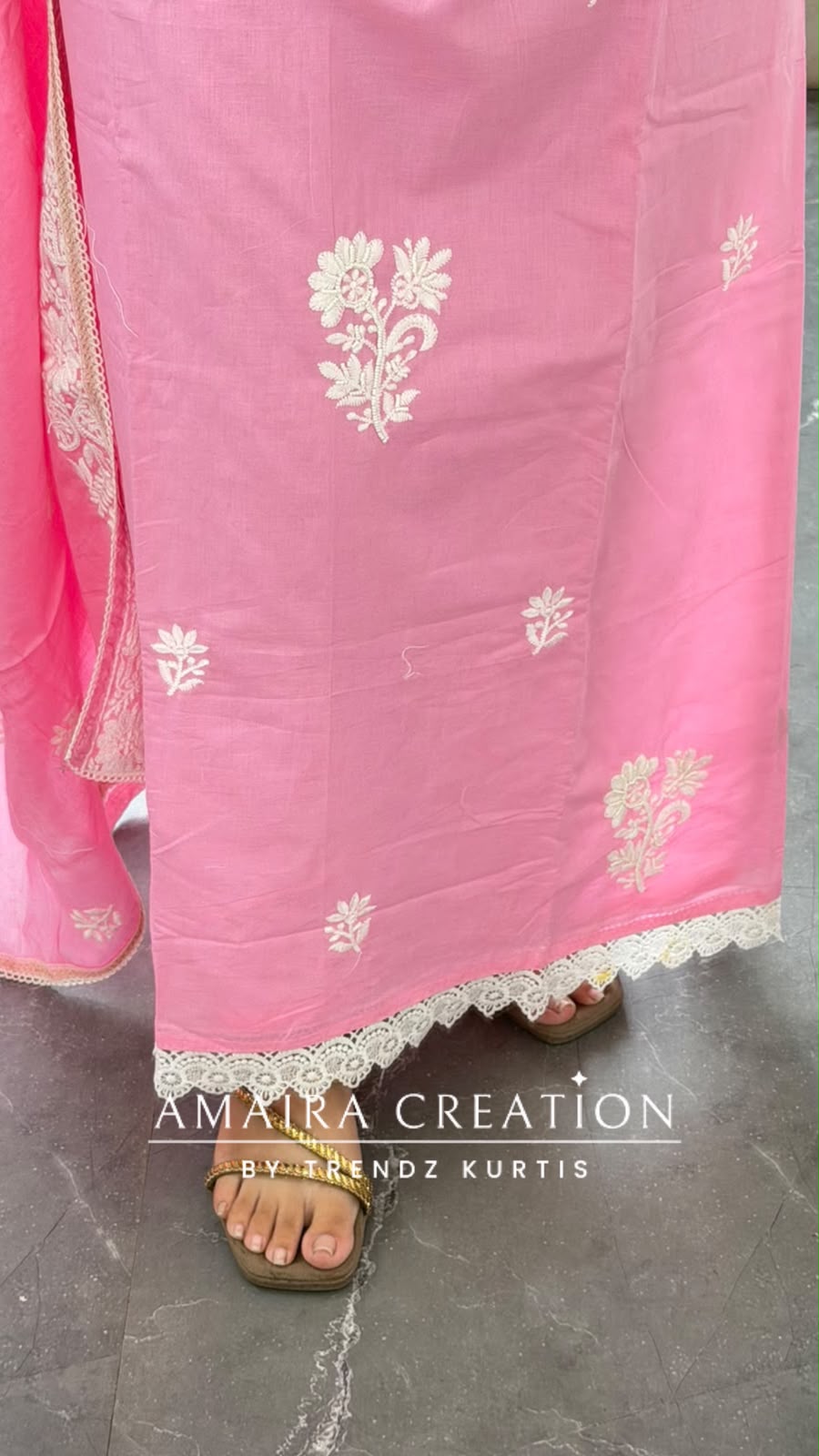 Premium Cotton Pink Colour Thread Embroidery Detailing Unstitch Suit