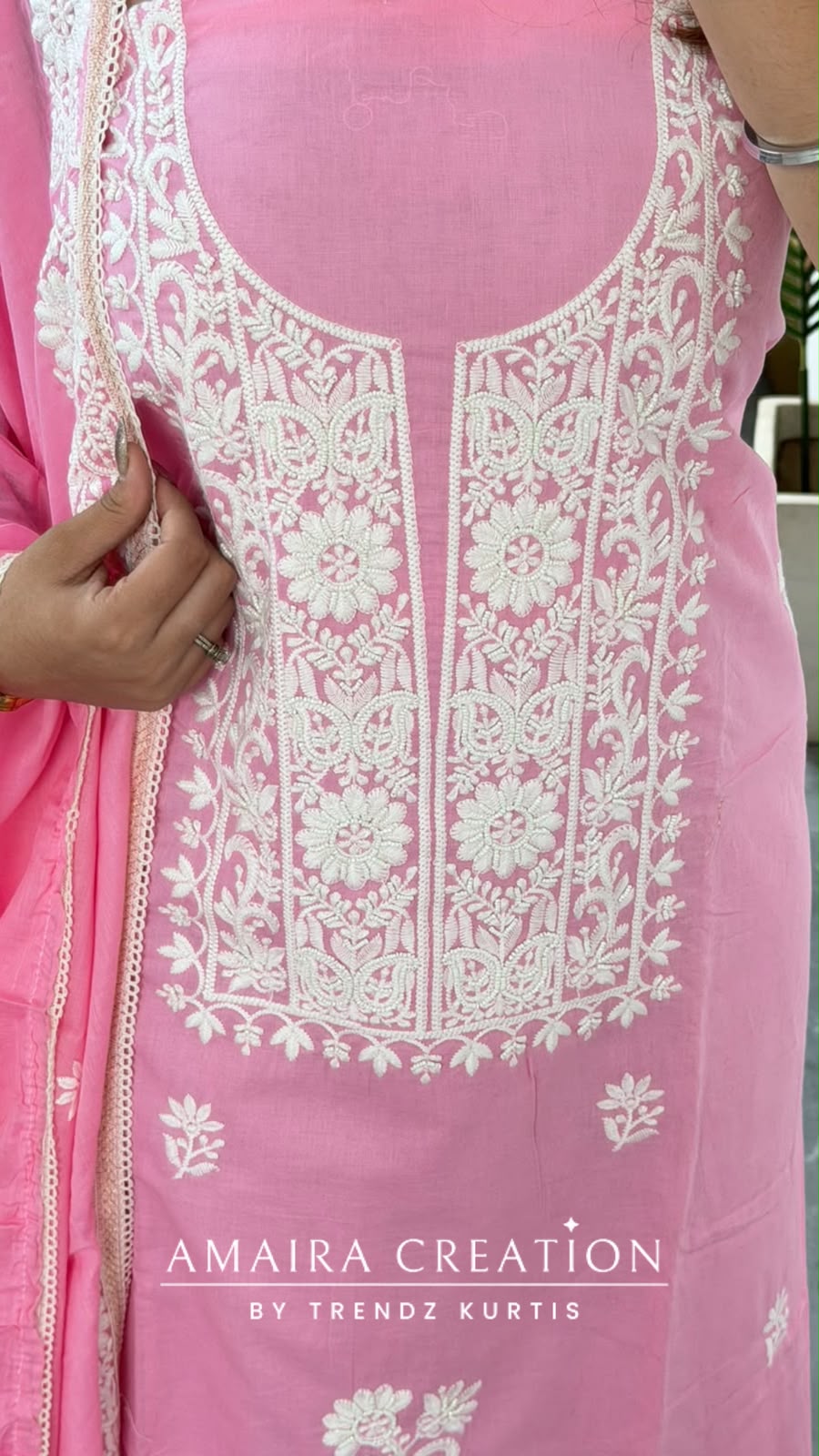 Premium Cotton Pink Colour Thread Embroidery Detailing Unstitch Suit