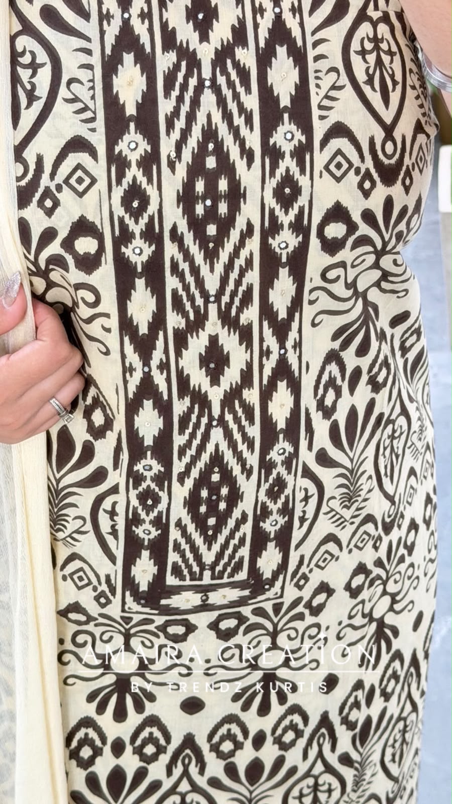 Premium Cotton Cream Brown Colour Unstitch Suit With Chiffon Dupatta