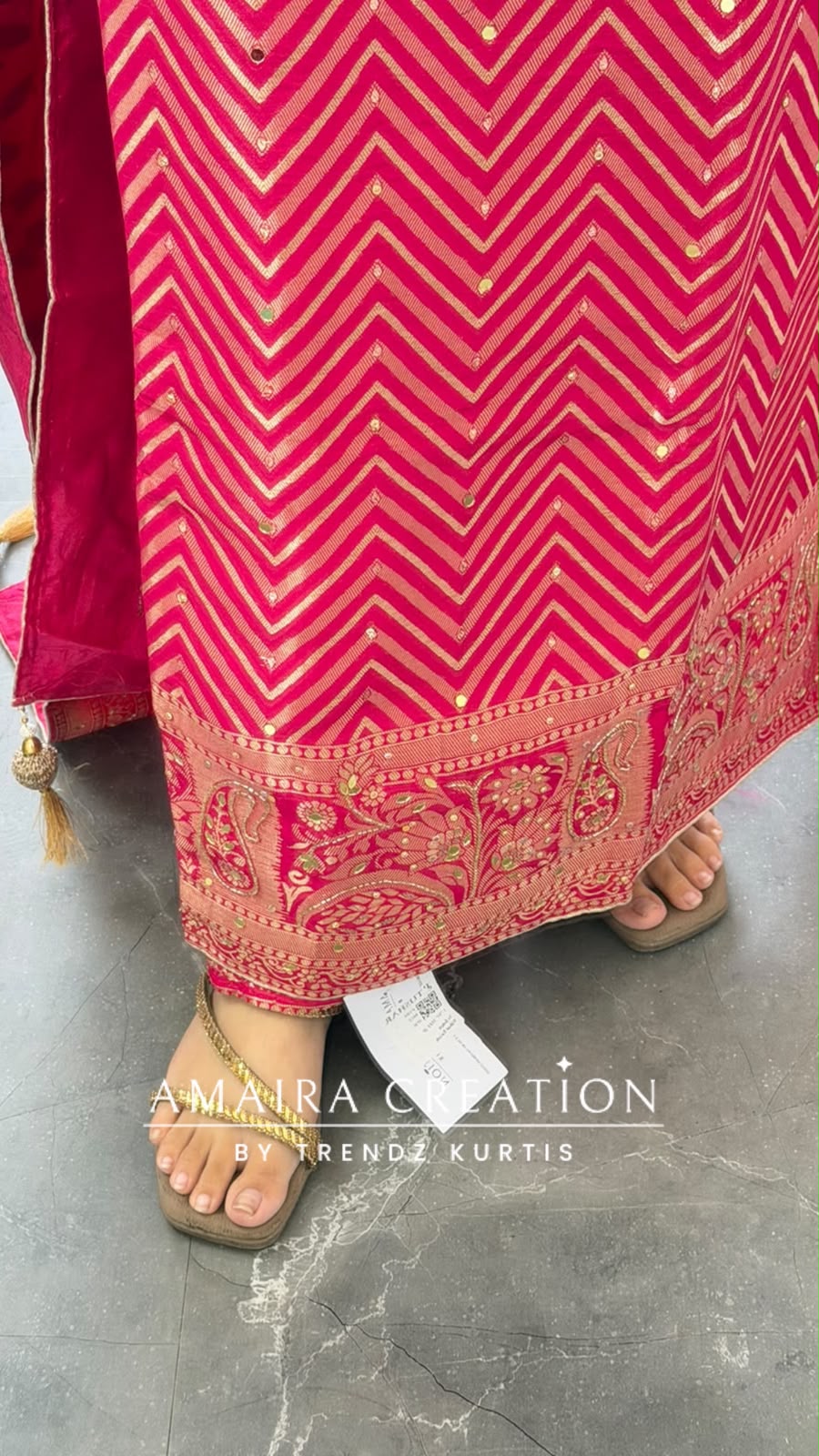 Premium Banarasi Silk Magenta Colour Unstitch Suit