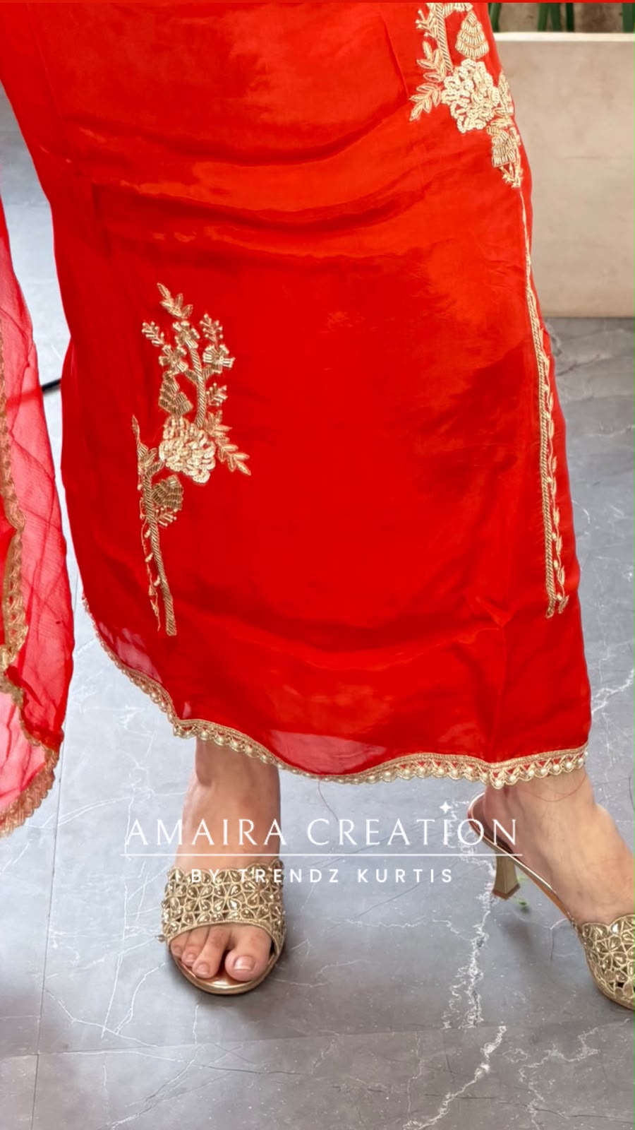 Premium Orgnaza Orange Colour Unstitch Suit With Chiffon Dupatta